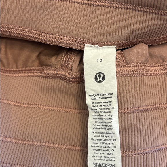 Lululemon Athletica Dance Studio Mid-Rise Pant - Picture 3 of 7